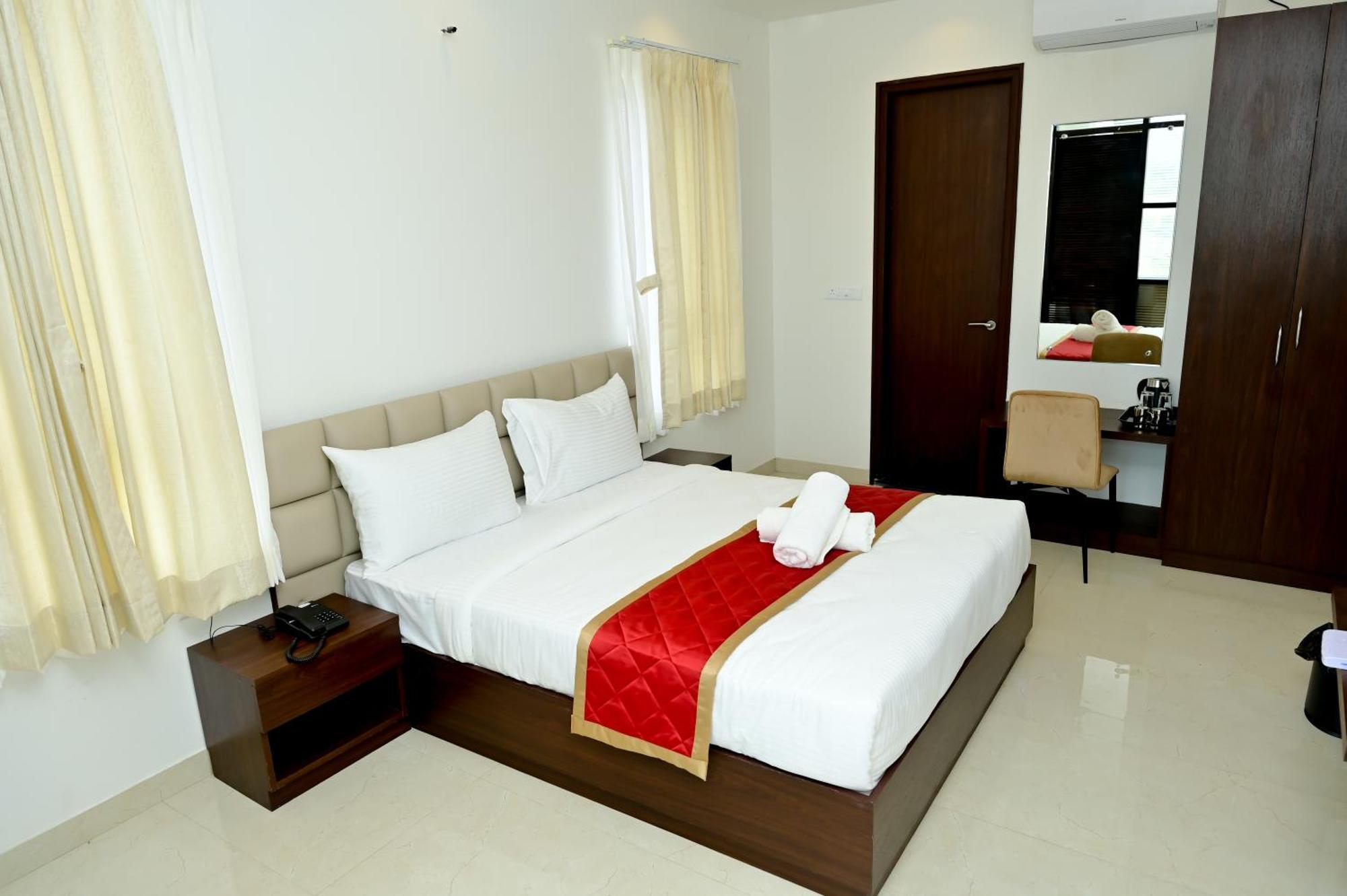 Downtown The Mallika Sapphire Chikmagalur Exterior photo